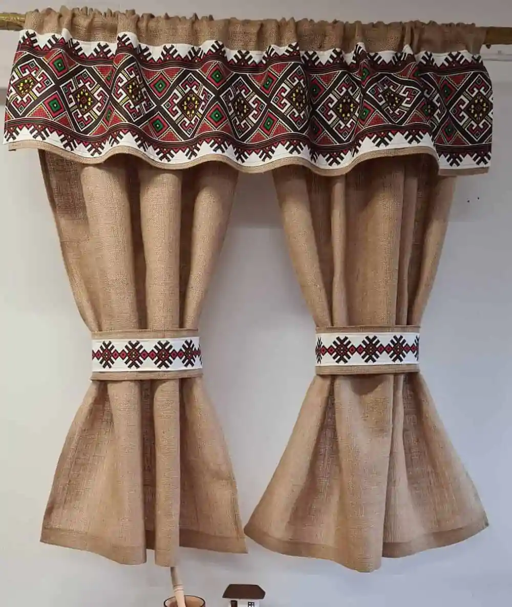 WhatsApp Image 2021-09-01 at 18.00.51 Perdele Rustice din Iuta cu Motive Traditionale